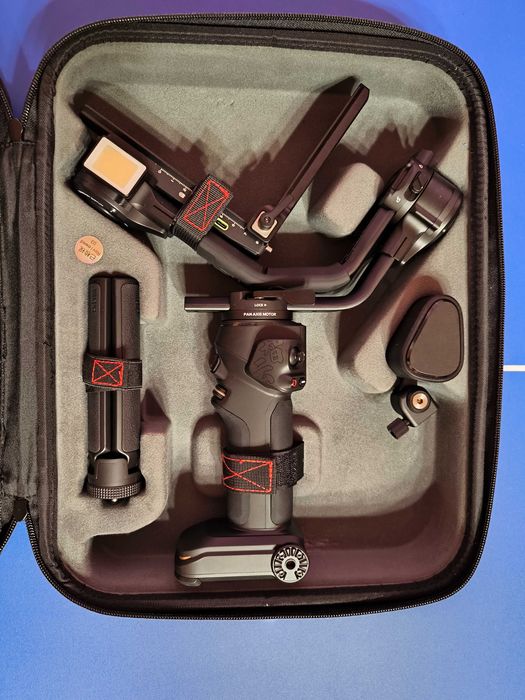 Zhiyun Crane 4 Combo - професійний 3‑осьовий гімбал (вітрина,стан 5/5)