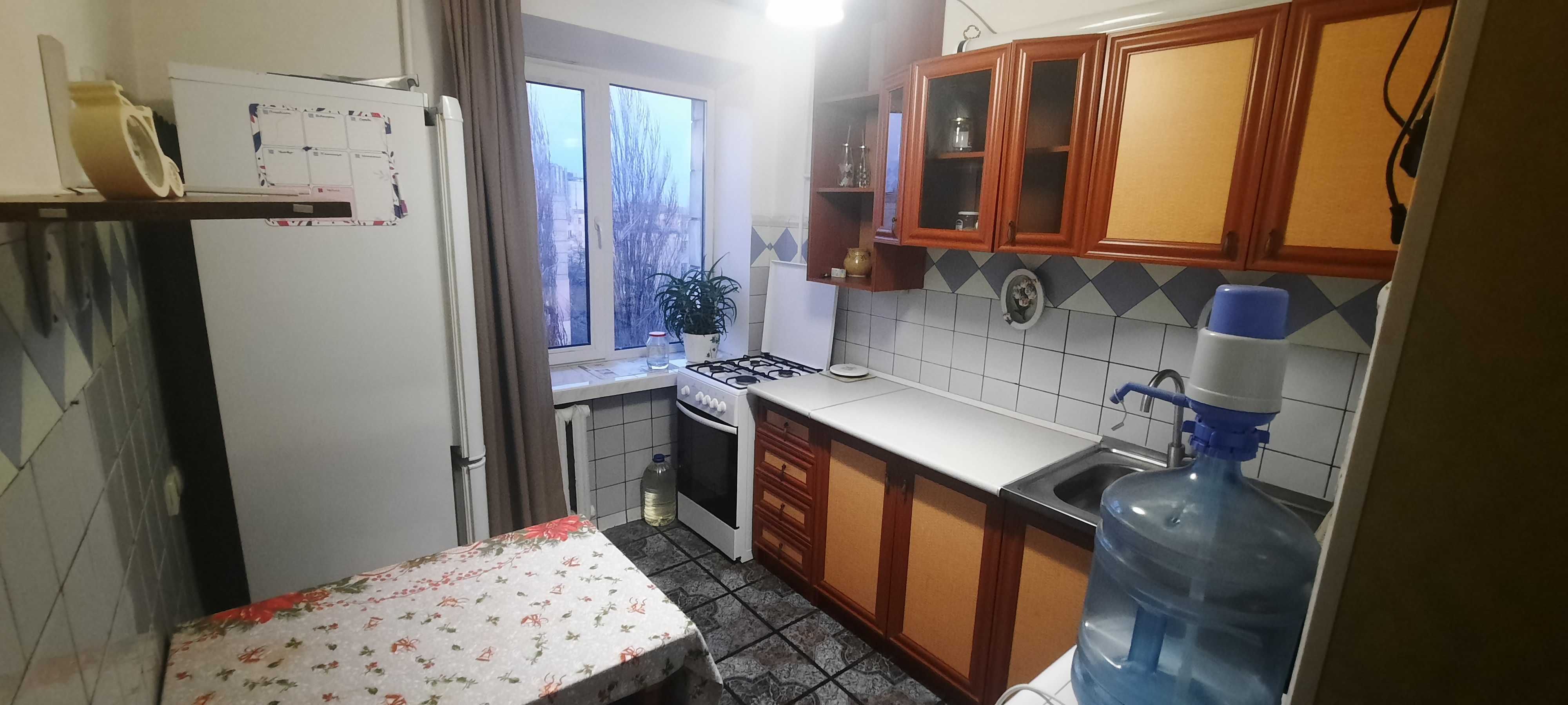 Сдам 2 комн. разд.кв. на Куреневке по ул. Кирриловская  (Фрунзе)