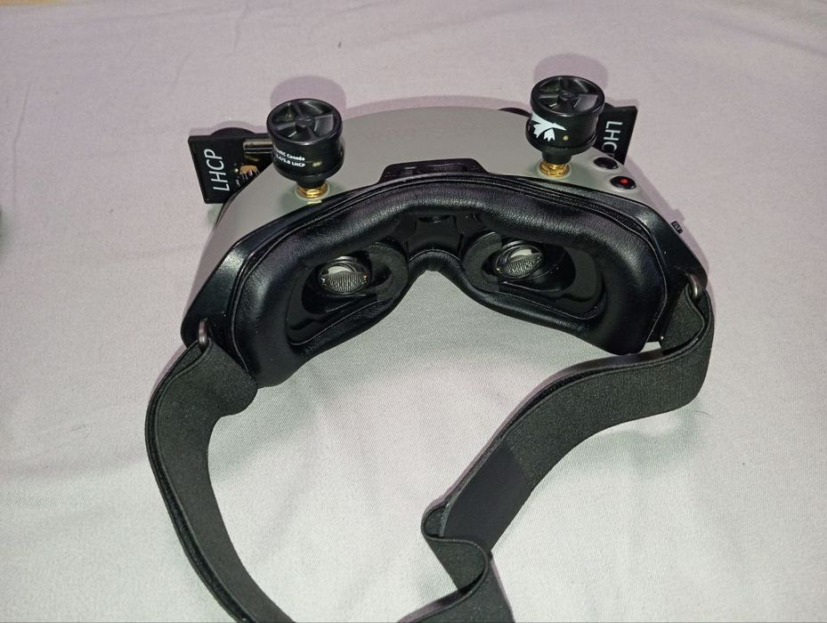 Walksnail Avatar V1 goggles ( Fatshark dominator hd )