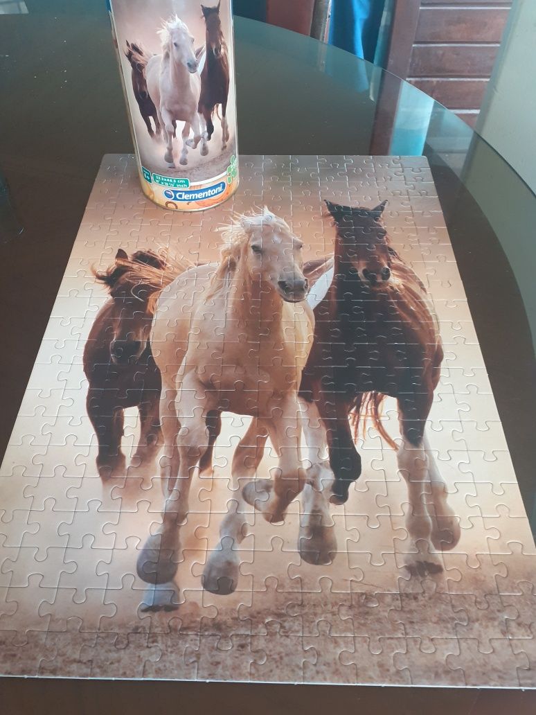 Monopólio Fortnite + puzzle 250peças como novos e completos 10€