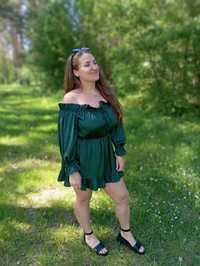 Зелена атласна сукня літня