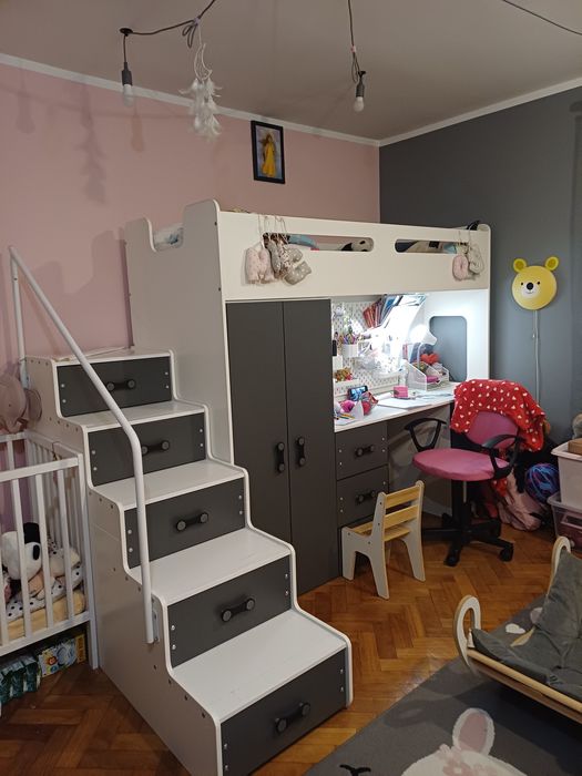 Lozko pietrowe z biurkiem