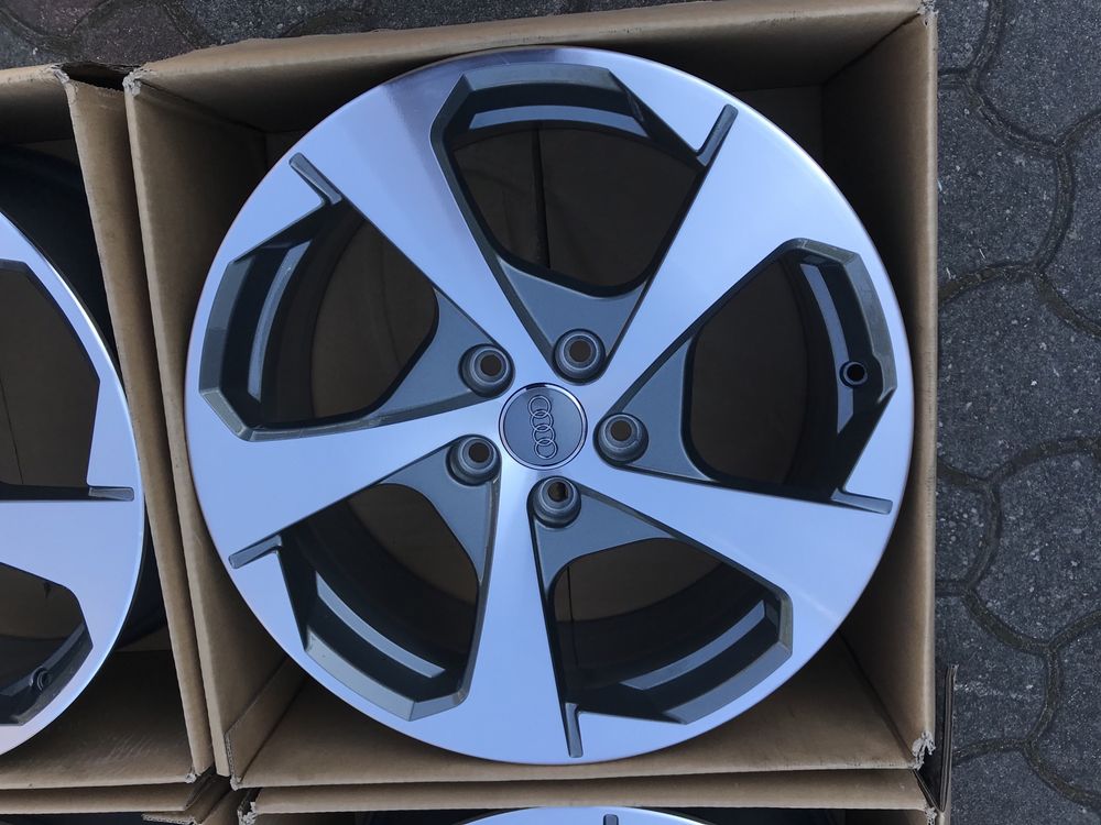 Felgi Audi Sport a3 S-Line s3 8v0 18 cali 5x112 alufelgi idealne zobac