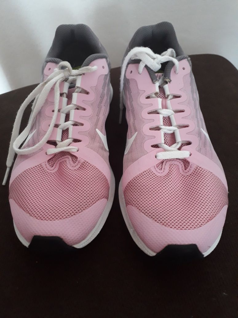 Buty Nike oryginalne rozmiar 38.5(24cm)