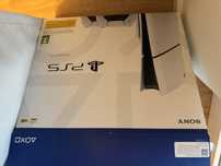 Ps5 slim 1TB na gwtancji 2 pady + gry