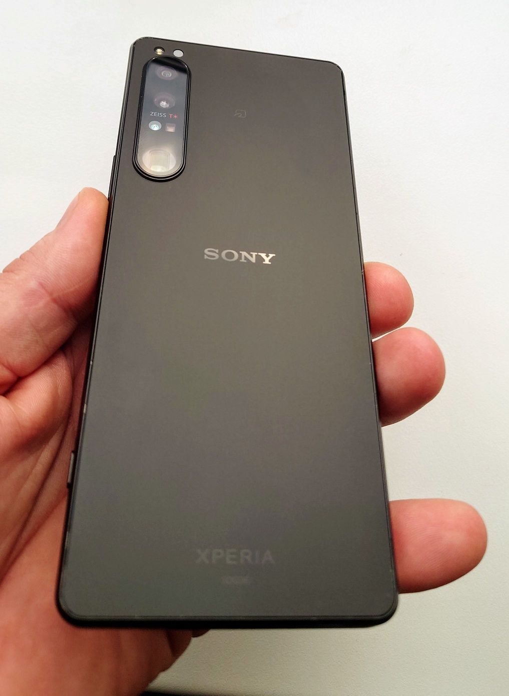 Sony Xperia 1 IV 256 ГБ / 12 ГБ