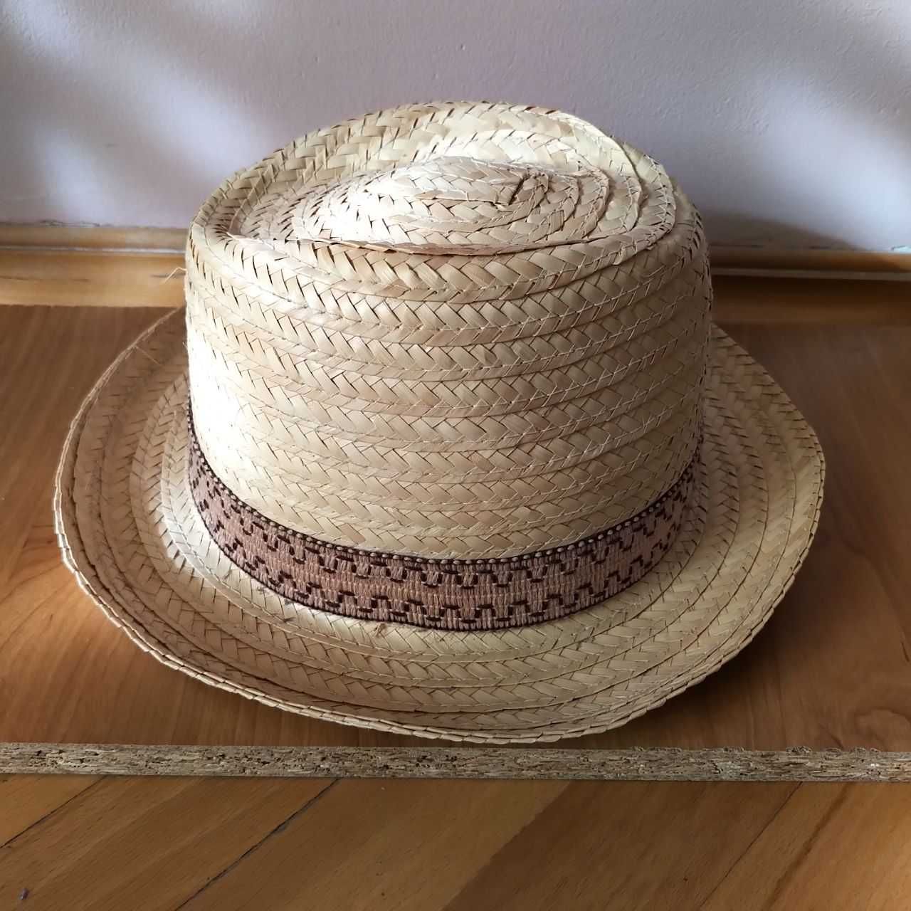 Шляпа чоловіча на літо