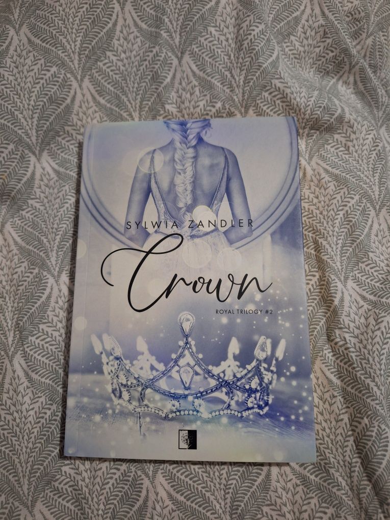 "Crown" książka Sylwia Zandler