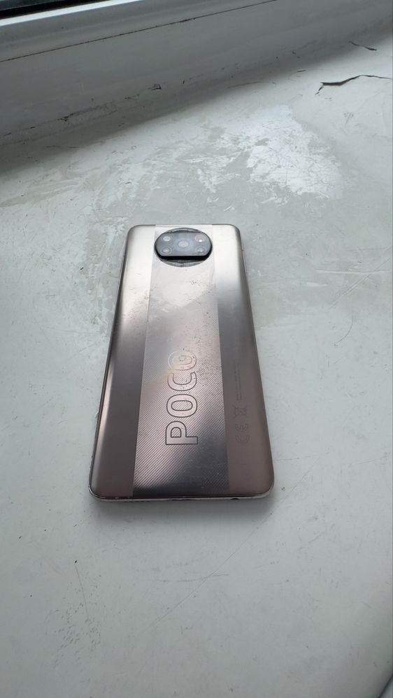 Poco X3 Pro 256гб треба замінити скло