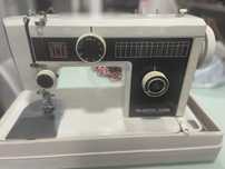 Maquina de costua Olimatic 3000 super automatica c/ caixa