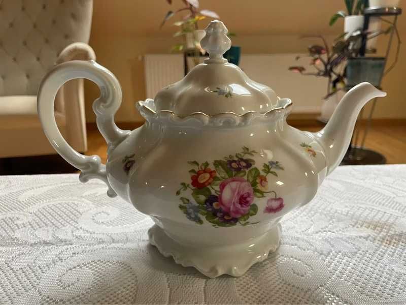 Porcelanowy imbryczek Rosenthal Pompadour