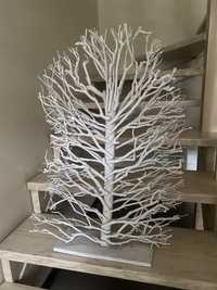 Drzewko dekoracyjne z gałązek białe
