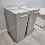 2x HÅLLBAR Kosz z pokrywką, pojemnik, 35 L, IKEA 
Mały ogród balkono