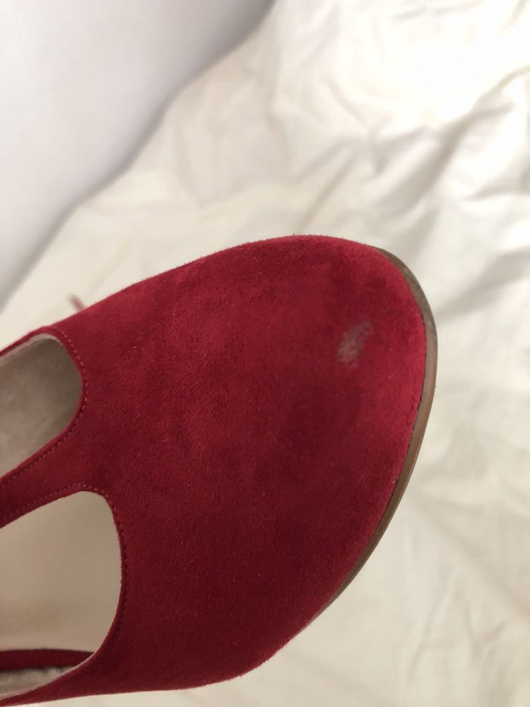 Buty Graceland czerwone czółenka zamszowe skóra ekologiczna na pasku