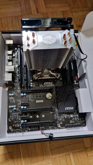 MSI X99A Raider INTEL X99 Chipset, i7-5820K, CORSAIR RM750 i inne