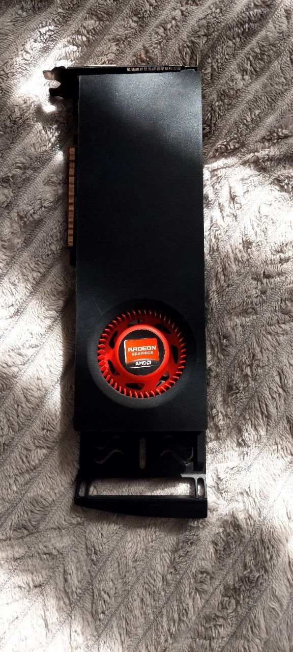 Відеокарта Radeon HD 6950 2GB