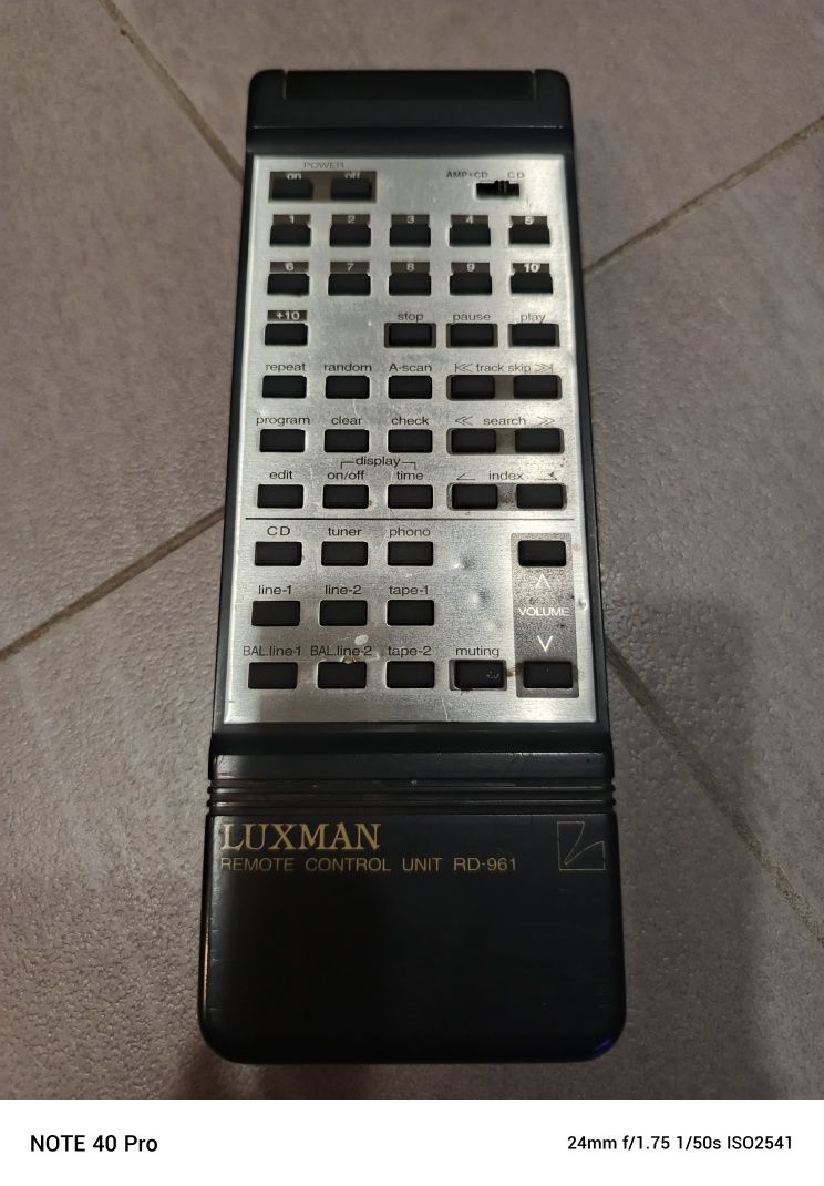 Luxman D-600 s.  CD