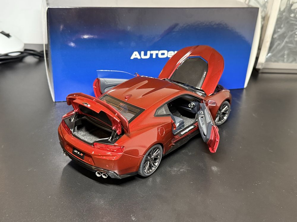 Sprzedam model 1:18 CHEVROLET CAMARO ZL1 AutoArt [NOWY]