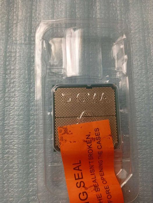 Процессор AMD Ryzen 7 7700