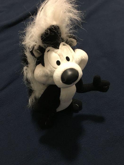 peluche PEPE LE PEW dos desenhos animados da Warner Brothers novo