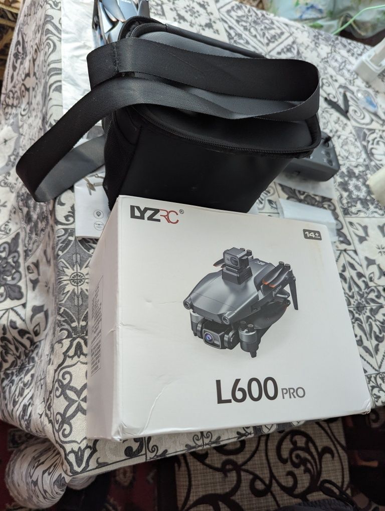 L600 pro max, дрон 3-х осьовий підвіс, запис на SD карту