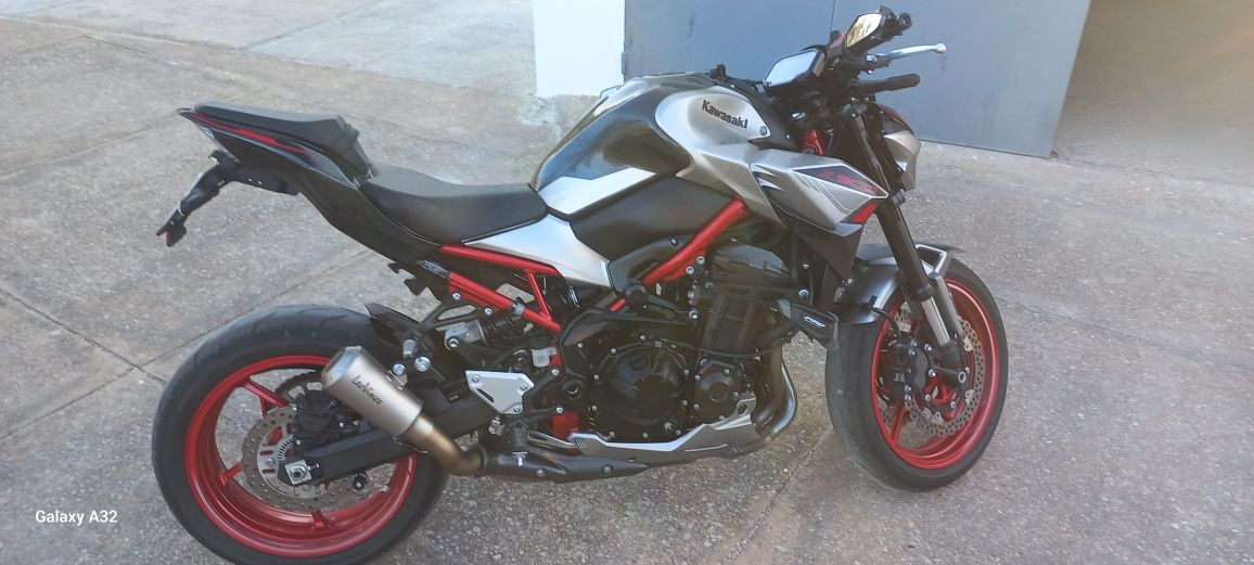 Kawasaki z900 ano 2023