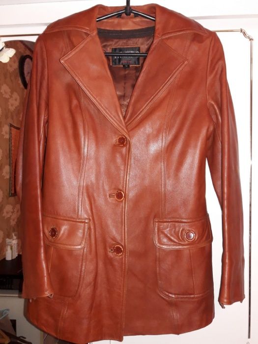 Курточка пиджак кожаная, рыжая демисезон