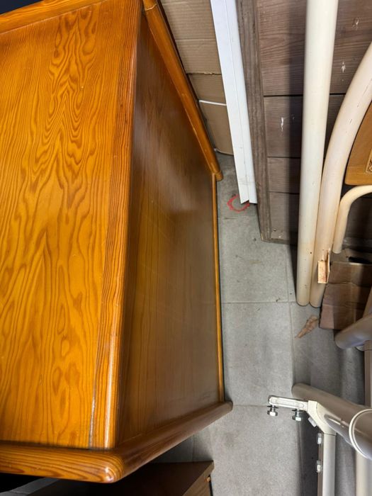 Móvel de sala em madeira