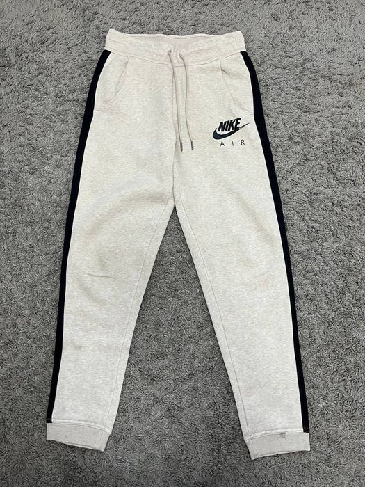 Спортивные костюмы Nike Air