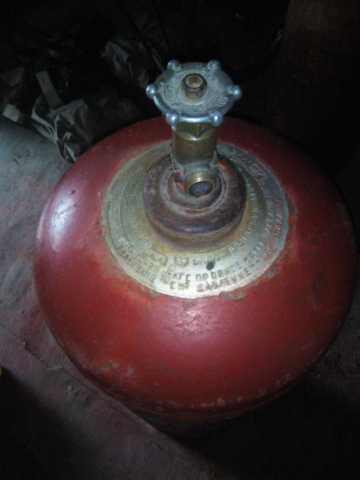 Могу подвезти. Продам балоны 50 л