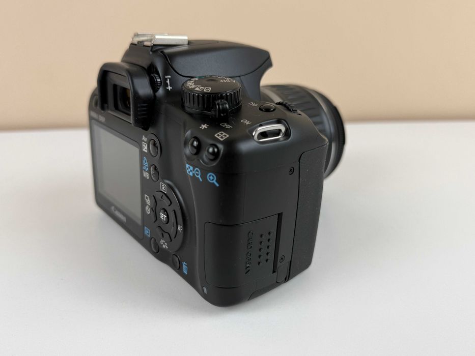 Цифровий фотоапарат/фотокамера Canon EOS1000D + Обʼєктив 18-55 + 8GbSD