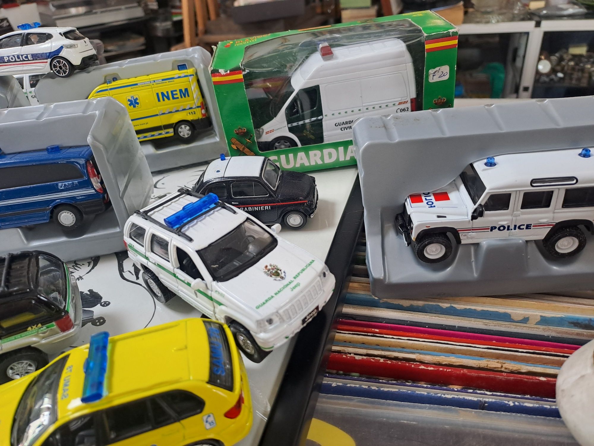Carrinhos miniatura Gnr/Inem/Policia