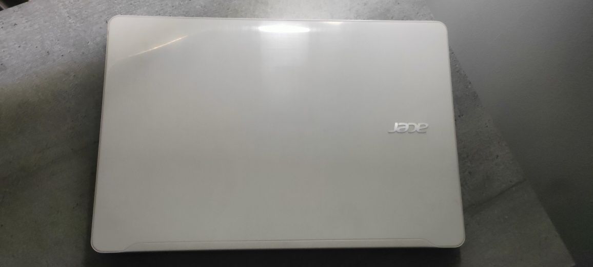 Sprzedam laptopa Acera