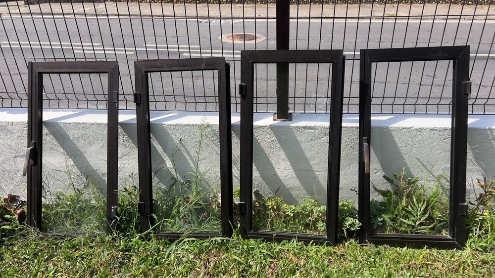 Janelas em aluminio Castanhas