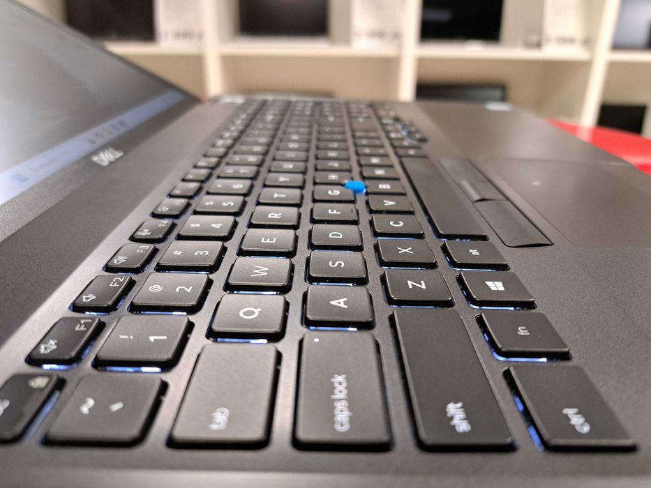 15" Dell Latitude 5500 i5-8gen 16GB 256SSD WIN11 HDMI FullHD Kamera