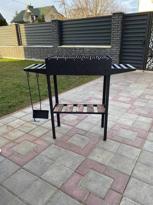 Мангал для шашлику метал 4 мм на 8 шампурів + ПОДАРУНОК