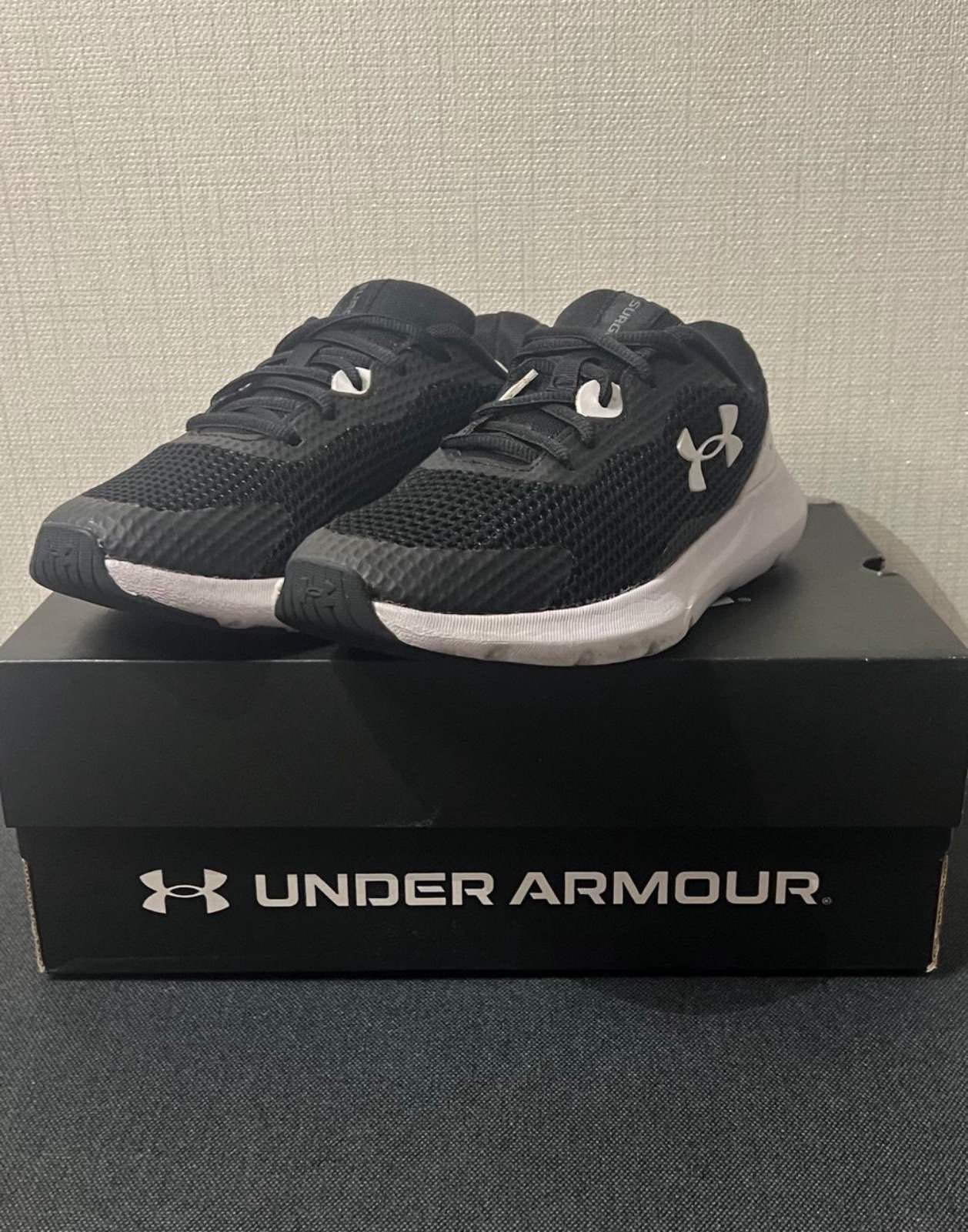 Кросівки ,under armour