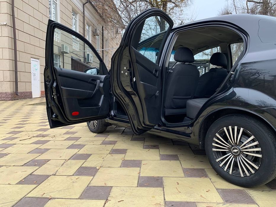 Шевроле авео гоб-4 В рідній фарбі