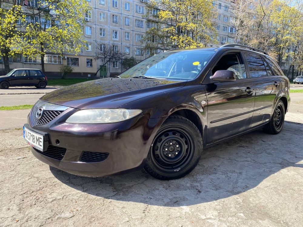 Mazda 6.