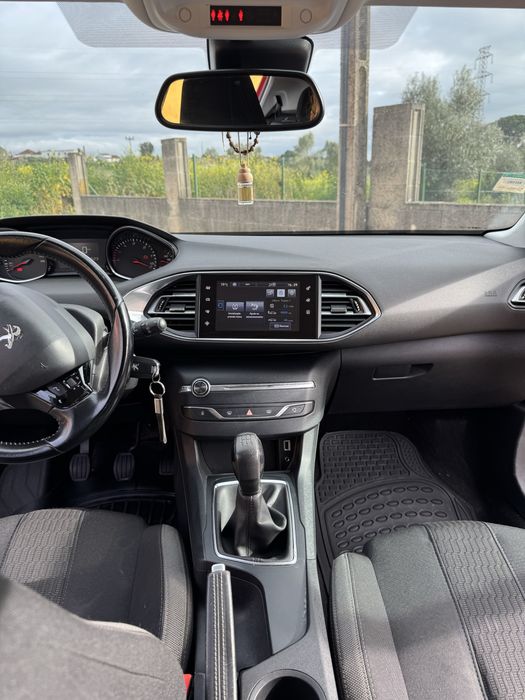 Peugeot 308 1.6 blue hdi allure