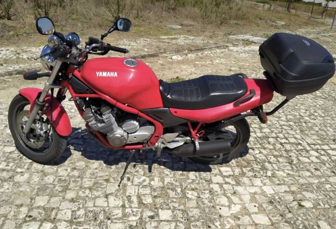 Yamaha Xj 600 com top case