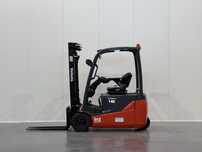 Empilhador Toyota 1600 Kg - Elétrico