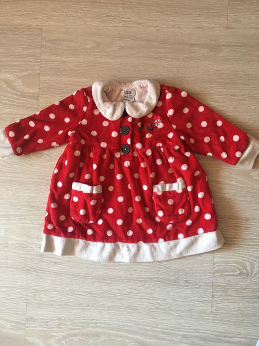 Платье на девочку,в отличном состоянии.