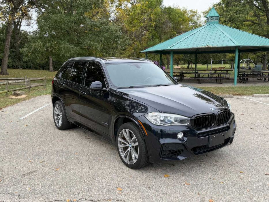 BMW X5 xDrive50i      2016