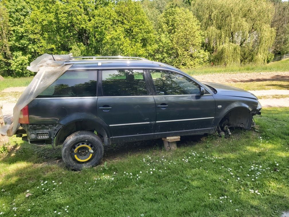 Części do Volkswagen Passat B5 Kombi 1.9 TDI 130km. automat 2003r.