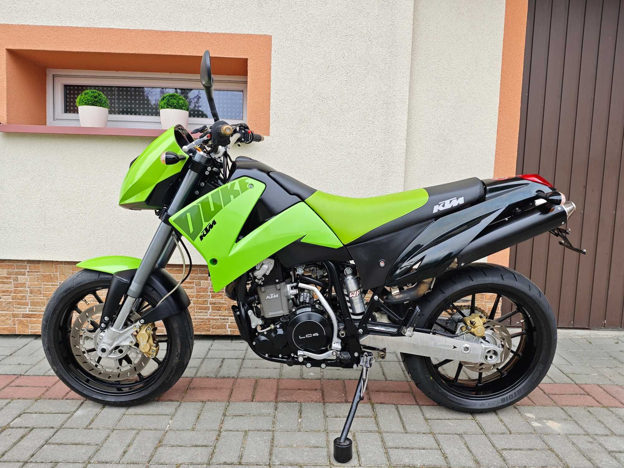 KTM 640 LC4 DUKE II Lime Green Limited Edition Supermoto