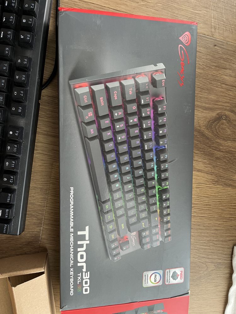 Klawiatura THOR 300 TKL RGB