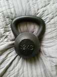 Kettlebell żeliwny 12kg