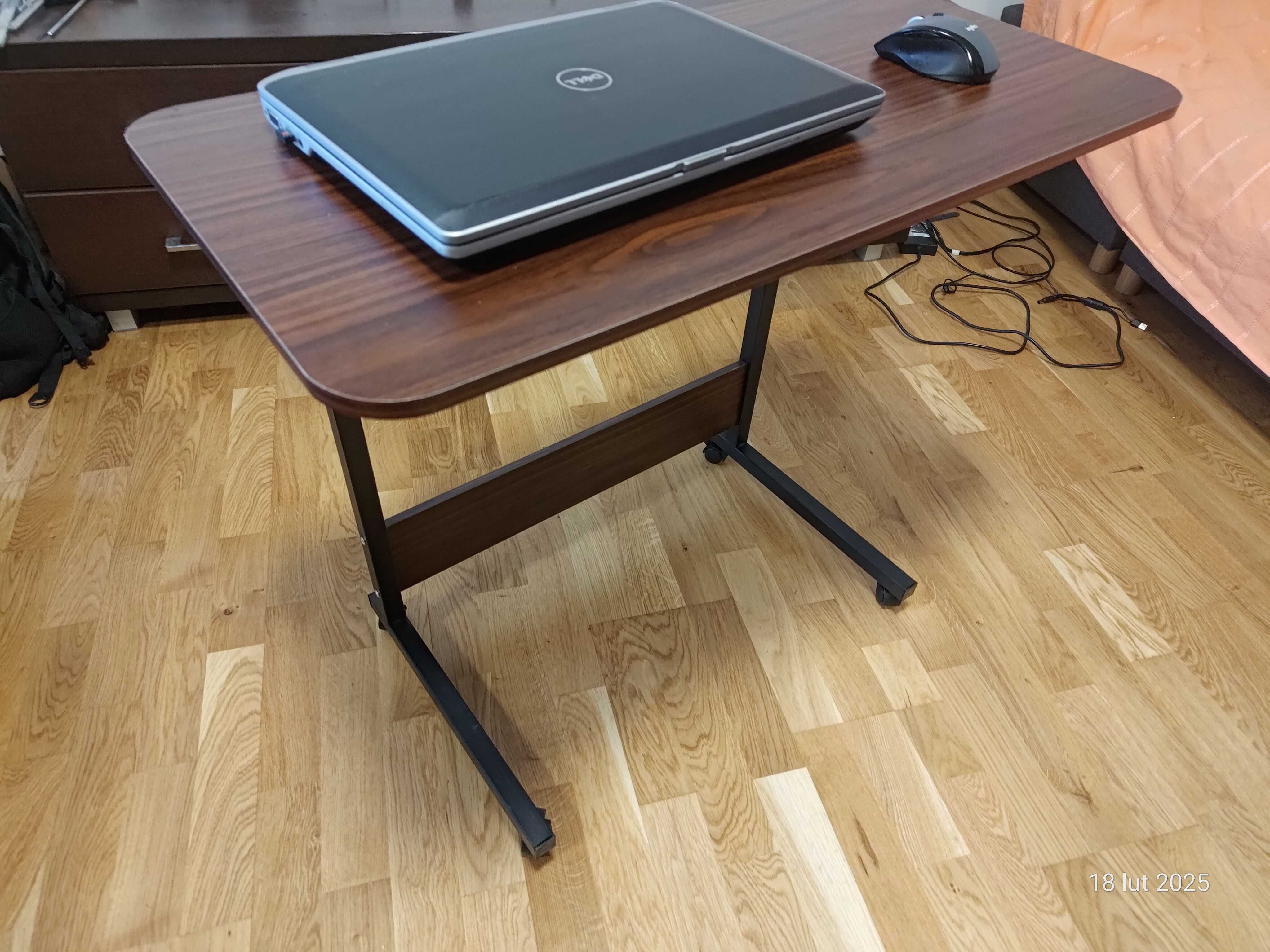 Regulowany stolik pod laptop na rolkach (kolor ciemny)