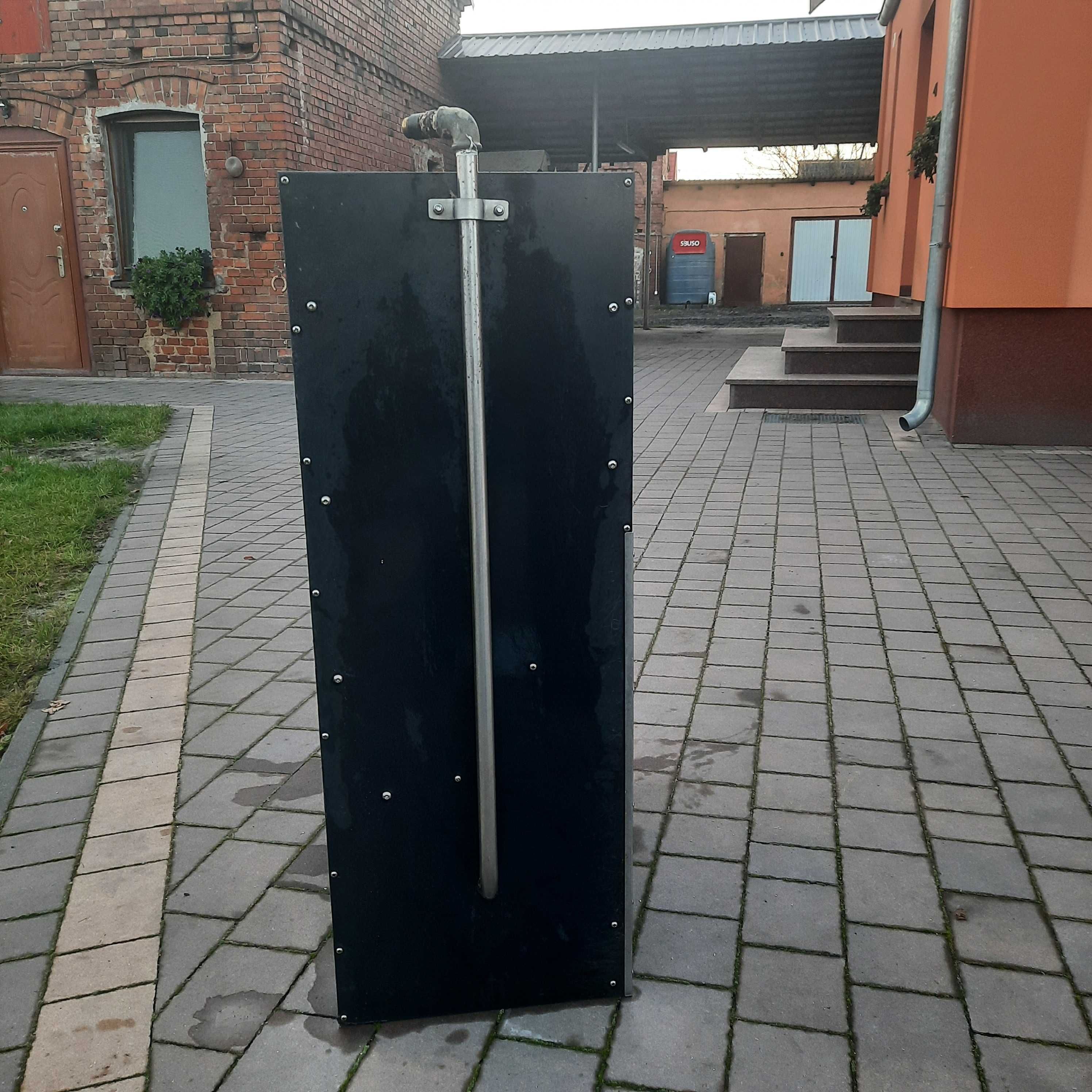 Karmnik, paśnik dla świń, tuczników